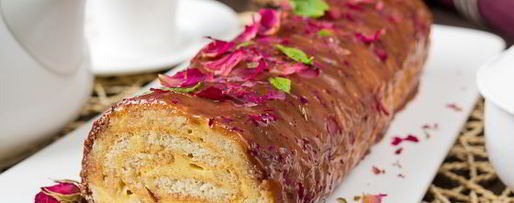 Шаг 33: миндального рулета с манговым муссом