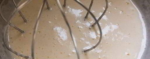 Шаг 6: миндального рулета с манговым муссом