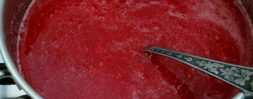 Шаг 3: мусса из клубники с кокосовой стружкой