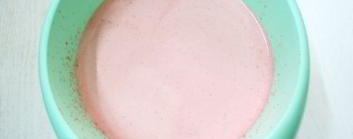 Шаг 5: мусса из клубники с кокосовой стружкой