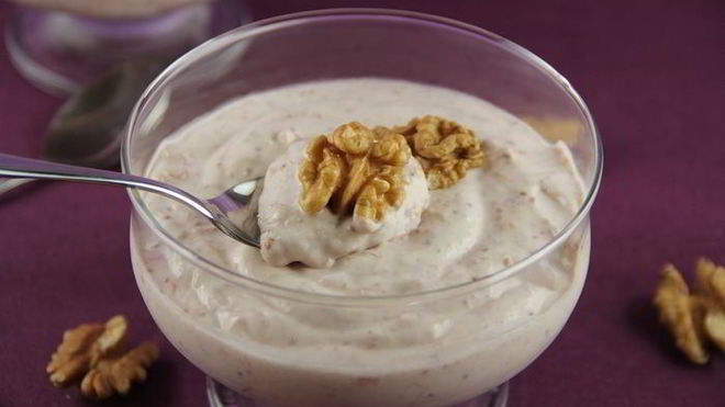 Рецепт Нежного мусса-крема с инжиром и грецкими орехами