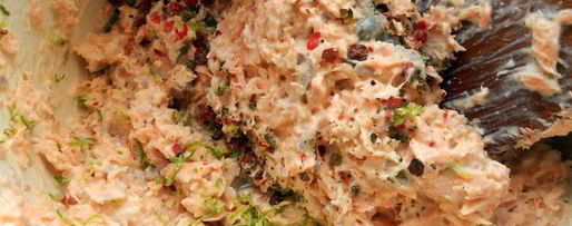 Шаг 1: пасты ракушки с муссом из семги, маскарпоне, руколы и красной икрой