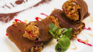 Рецепт Ржаных блинчиков с апельсиновым муссом и вафельной крошкой