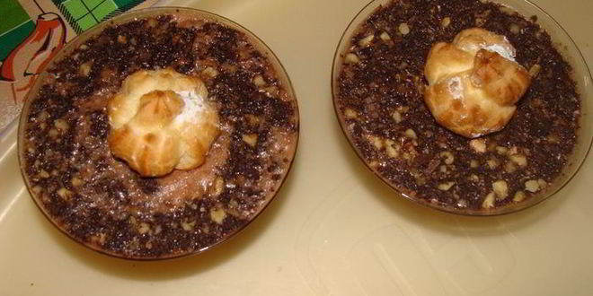 Рецепт шоколадного мусса с орехами