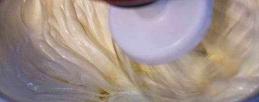 Шаг 4: торта-мусса с клюквой и пралине