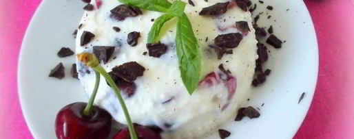 Шаг 5: творожного мусса с черешней