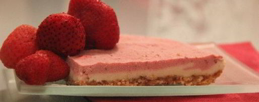 Шаг 4: орехового десерта с кокосовым молоком и сладкой клубникой