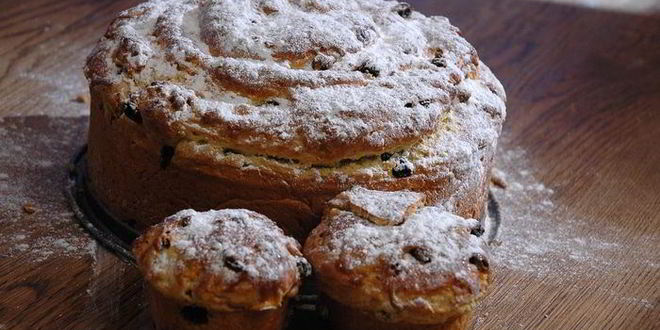 Рецепт кулича с миндалем и изюмом