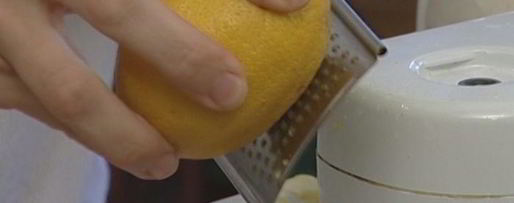 Шаг 7: кулича с миндалем и изюмом