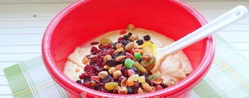 Шаг 12: кулича с вяленой вишней и миндалем