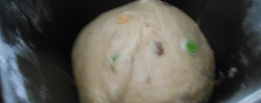 Шаг 2: кулича в хлебопечке