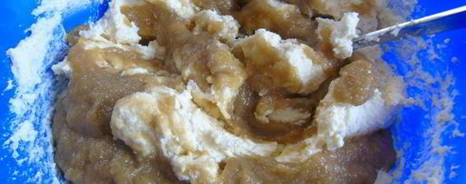 Шаг 3: пасхи с вяленой клюквой и цукатами