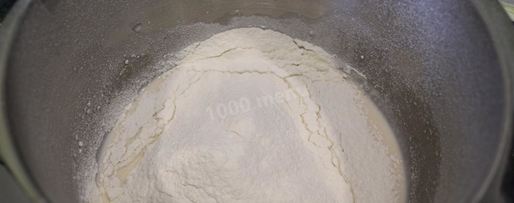 Шаг 1: пасхального кулича на сухих дрожжах в духовке