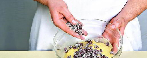 Шаг 3: пасхального кулича на свежих дрожжах