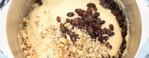 Шаг 10: пасхального кулича с изюмом и орехами