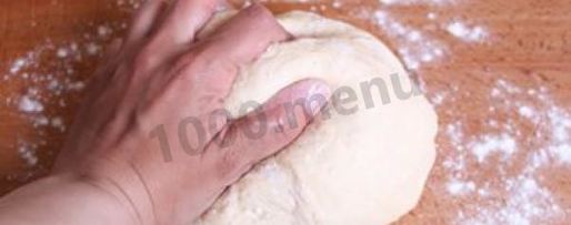 Шаг 7: пасхальных булочек с кремом и абрикосами