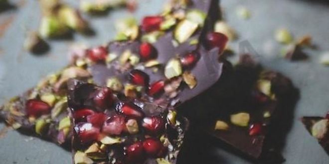 Рецепт шоколада с фисташками и зернами граната