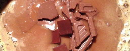 Шаг 4: шоколадной пасты с соленой карамелью