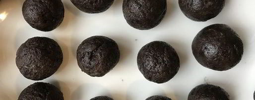 Шаг 3: шоколадных шариков