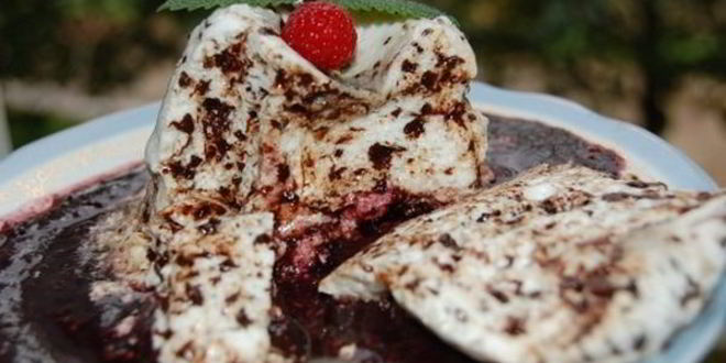 Рецепт быстрого торта-суфле плавающего остров