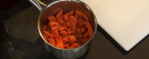 Шаг 2: куриного суфле с апельсиновыми цукатами на морковном пюре