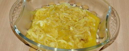 Шаг 3: рыбки красной под суфле из сливочного сыра