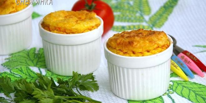 Рецепт сочного куриного филе под рисово-морковным суфле