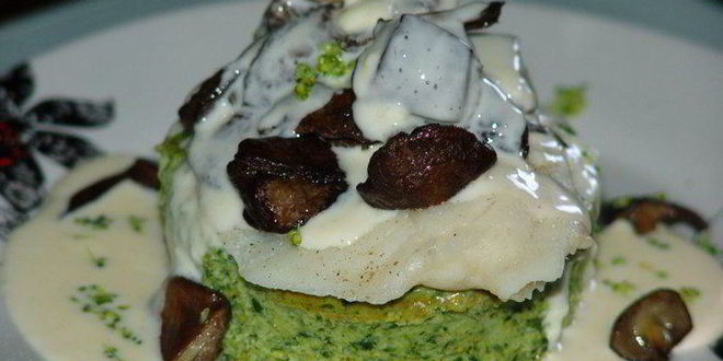 Рецепт суфле из брокколи со шпинатом, рыбным филе и лесными грибами