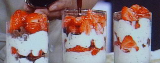 Шаг 10: базиликового тирамису с клубникой