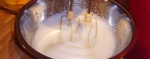 Шаг 5: базиликового тирамису с клубникой