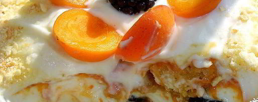 Шаг 9: десерта с абрикосами и ежевикой по мотивам тирамису