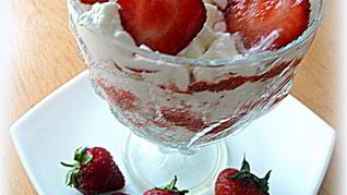 Рецепт Десерта Тирамису с клубникой