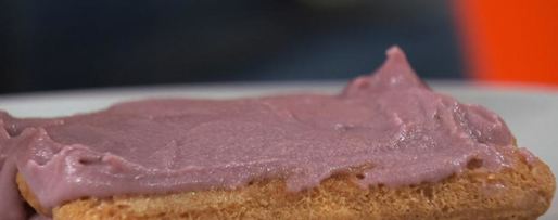 Шаг 2: фиалкового тирамису