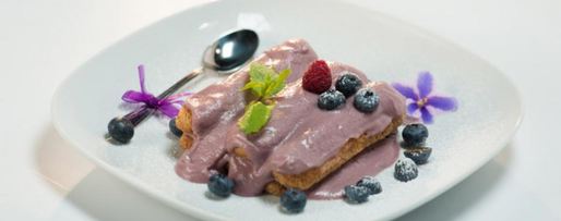 Шаг 3: фиалкового тирамису