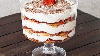 Рецепт Клубничного тирамису-трайфл на десерт
