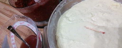 Шаг 4: ванильно-клубничного мороженое тирамису