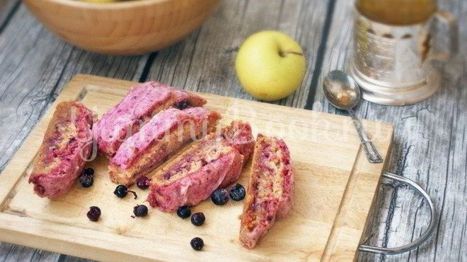 Рецепт Яблочной пастилы с черной смородиной