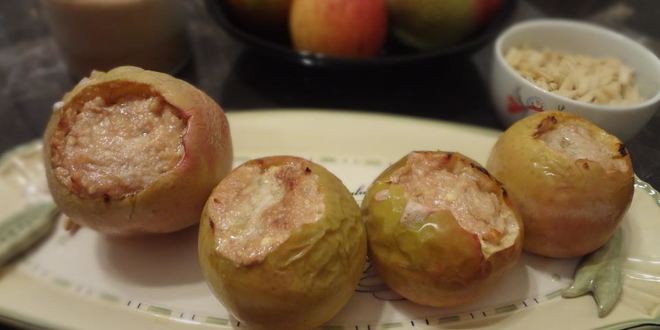 Рецепт яблок запеченных с творогом и орехами