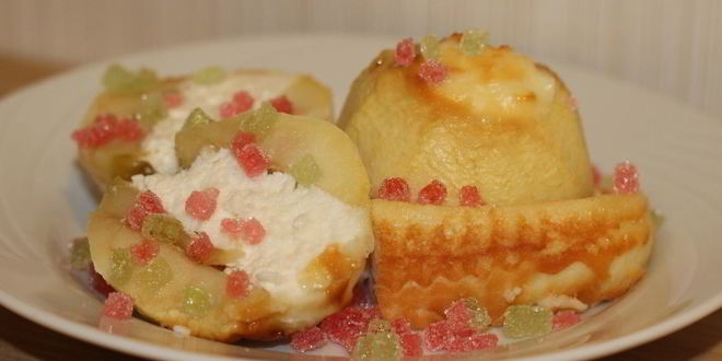 Рецепт яблок, запеченных в сметанной заливке