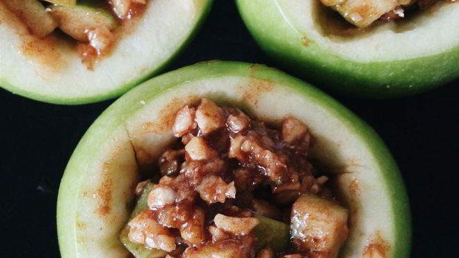 Рецепт Запеченных яблок с медом и орехами