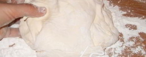 Шаг 4: мастики из маршмеллоу и розы