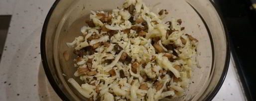 Шаг 3: аранчинь с моцареллой и грибами