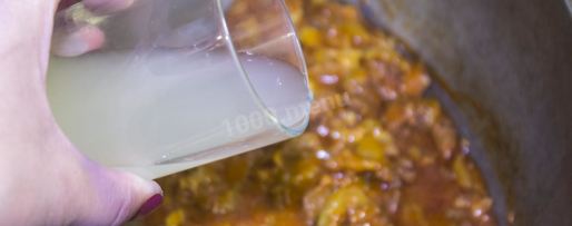 Шаг 11: азу из говядины с солеными огурцами