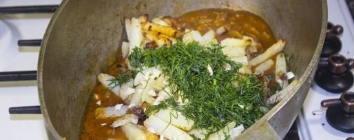 Шаг 16: азу из говядины с солеными огурцами