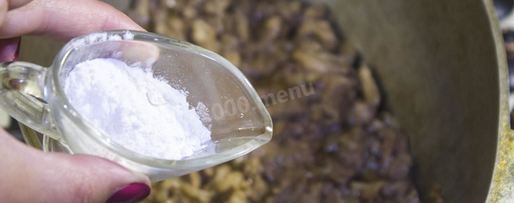 Шаг 8: азу из говядины с солеными огурцами