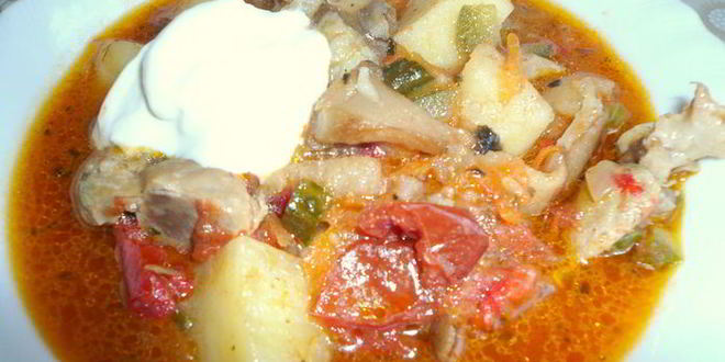 Рецепт азу из куриных желудков и вешенок