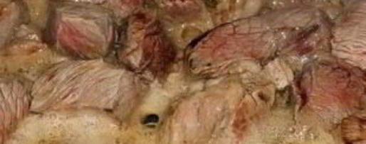 Шаг 2: азу из свинины в горшочках