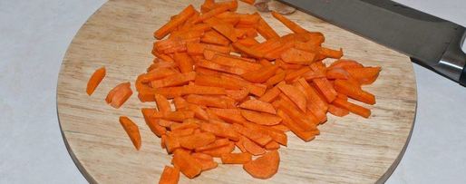 Шаг 2: азу с солеными огурцами и с картошкой