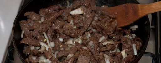 Шаг 8: азу с солеными огурцами и с картошкой