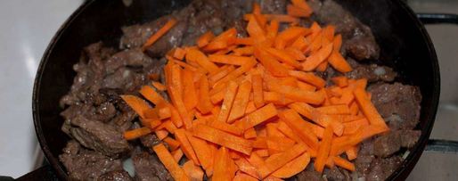 Шаг 9: азу с солеными огурцами и с картошкой